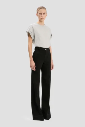 Alina-Jeans in gewaschenem Schwarz
