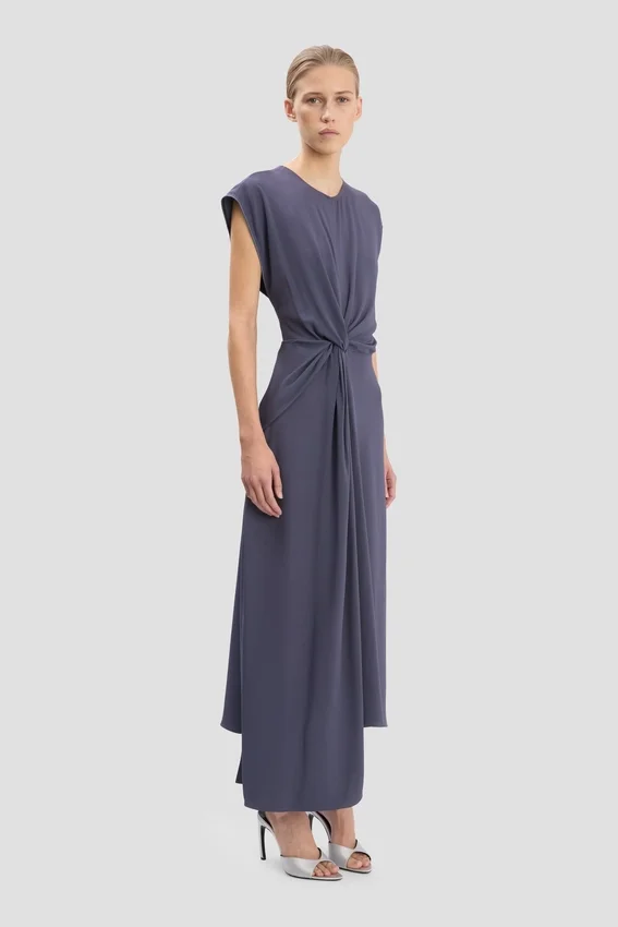 Aria Midi-Kleid in Eclipse Aria Midi-Kleid in Eclipse