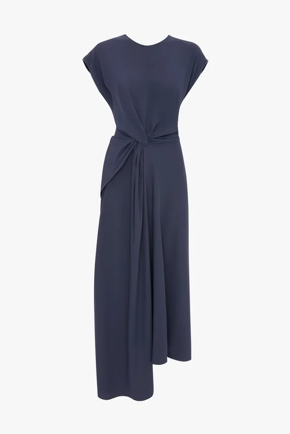 Aria Midi-Kleid in Eclipse Aria Midi-Kleid in Eclipse