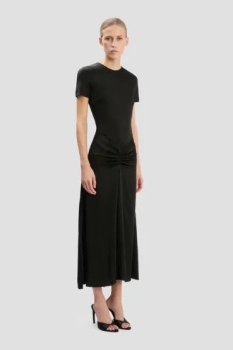 Blaire Midi-Kleid in Schwarz