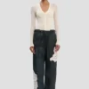 Cargohose in Dunkelblau mit Blumenprint Cargohose in Dunkelblau mit Blumenprint