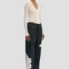 Cargohose in Dunkelblau mit Blumenprint Cargohose in Dunkelblau mit Blumenprint