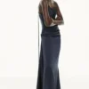 Drapiertes Spitzenkleid in Midnight Drapiertes Spitzenkleid in Midnight