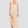 Gesmoktes Kleid in Sandstein