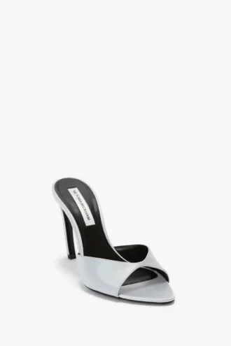 Harlow Mule 100 aus magnesiumfarbenem Satin