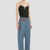 Hose mit geschwungenem Bein in Cloud Blue Hose mit geschwungenem Bein in Cloud Blue