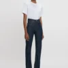 Julia-Jeans in heller Waschung