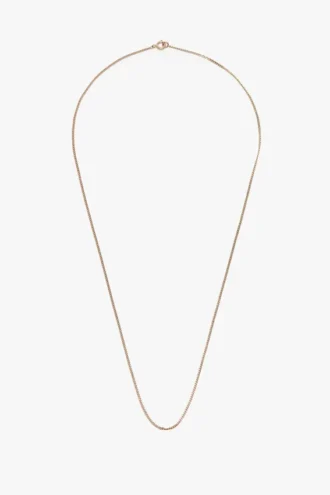Lange, feine Kette in Gold Lange, feine Kette in Gold