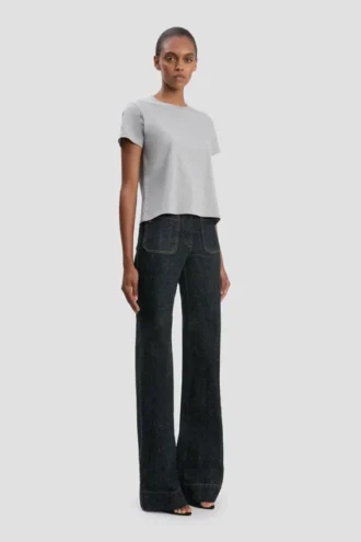 T-Shirt in Shrunken-Passform in Grau meliert