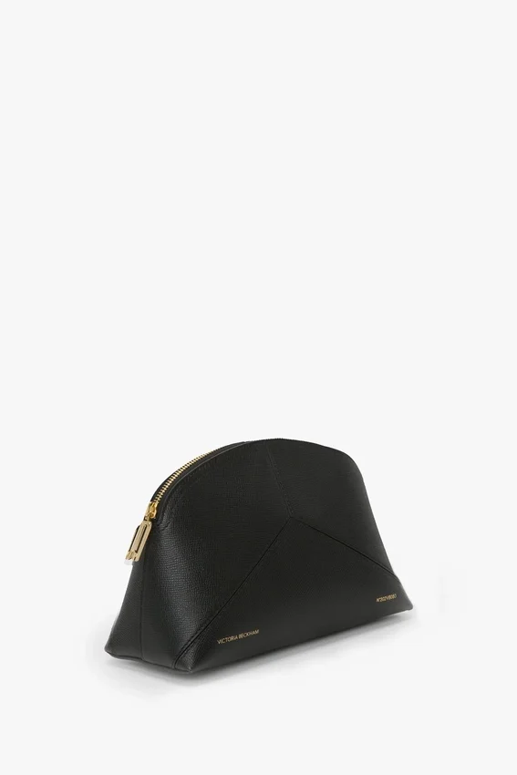 The Victoria Large Travel Pouch aus schwarzem Leder The Victoria Large Travel Pouch aus schwarzem Leder
