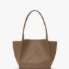 The Victoria-Tasche aus taubengrauem Leder The Victoria-Tasche aus taubengrauem Leder