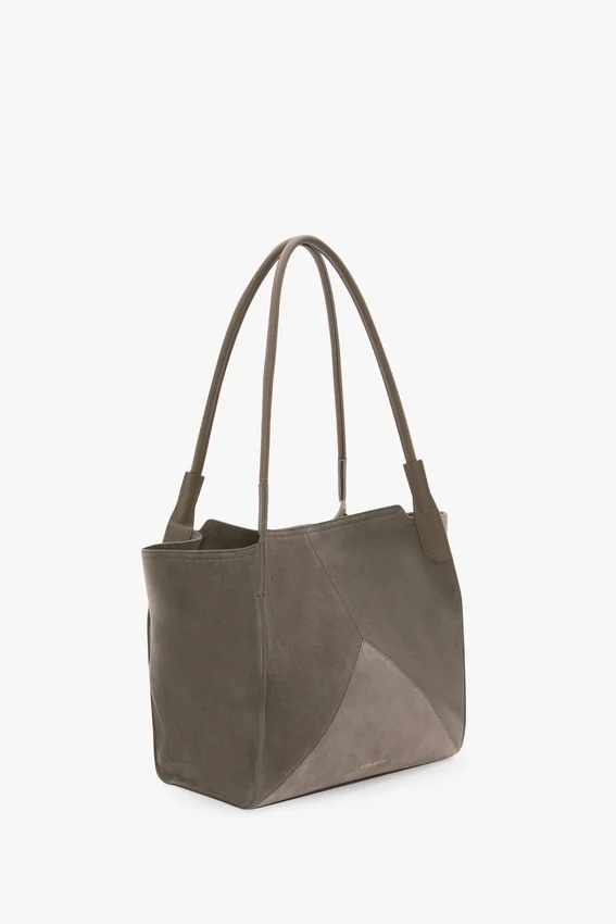 The Victoria Tote in kieselgrauem Wildleder The Victoria Tote in kieselgrauem Wildleder