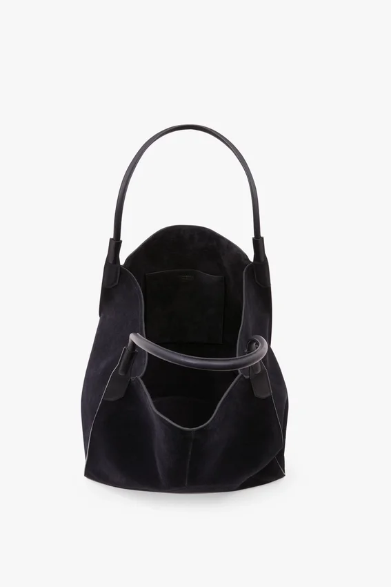 The Victoria Tote Large aus marineblauem Wildleder The Victoria Tote Large aus marineblauem Wildleder