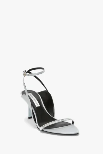 The Victoria verzierte Stiletto-Sandale 75 in Magnesium-Satin The Victoria verzierte Stiletto-Sandale 75 in Magnesium-Satin