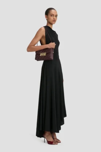 Weiche Dorian-Tasche aus burgunderrotem, plissiertem Leder Weiche Dorian-Tasche aus burgunderrotem, plissiertem Leder