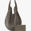 Weiche Plia-Hobo-Tasche in Kieselgrau